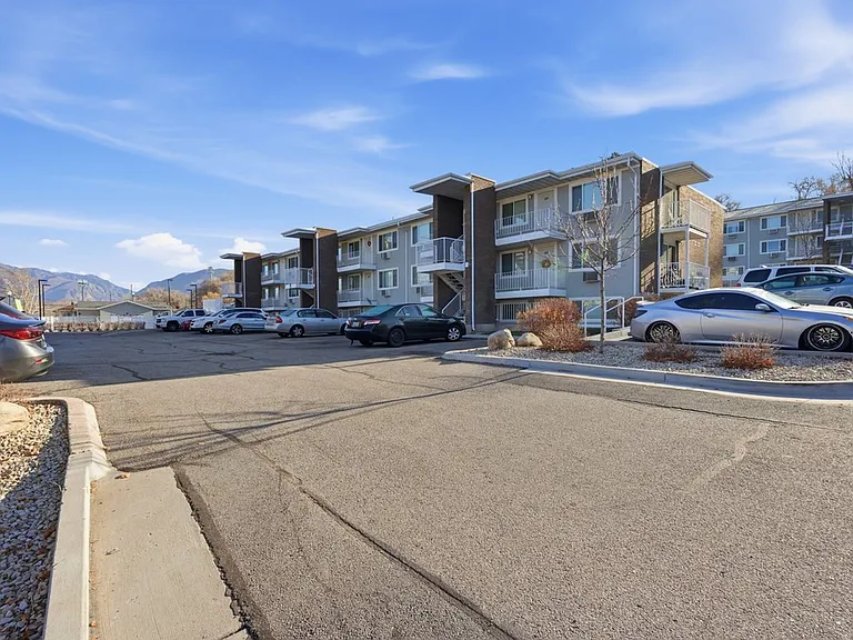 Greenhill at Riverdale — Photo 15