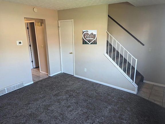 2nd image of 810 3rd St #3
