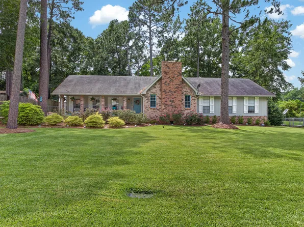 603 Maplewood Dr, Hattiesburg, MS 39402