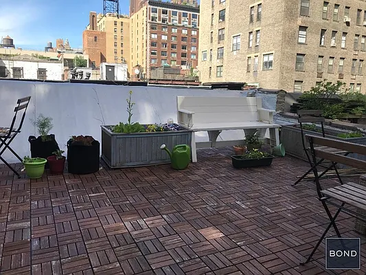Rented by Bond New York | media 19