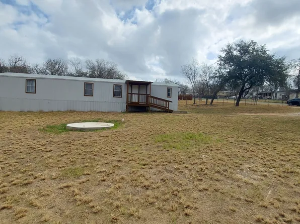 4325 Mountain Pass, Von Ormy, TX 78073