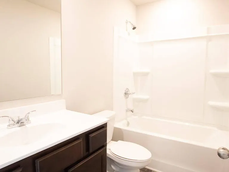 128 Briarwood Dr — Photo 14