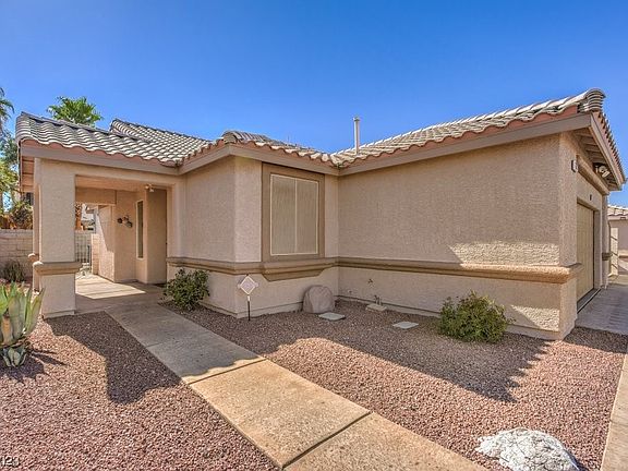 4th image of 277 Ventana Heights St