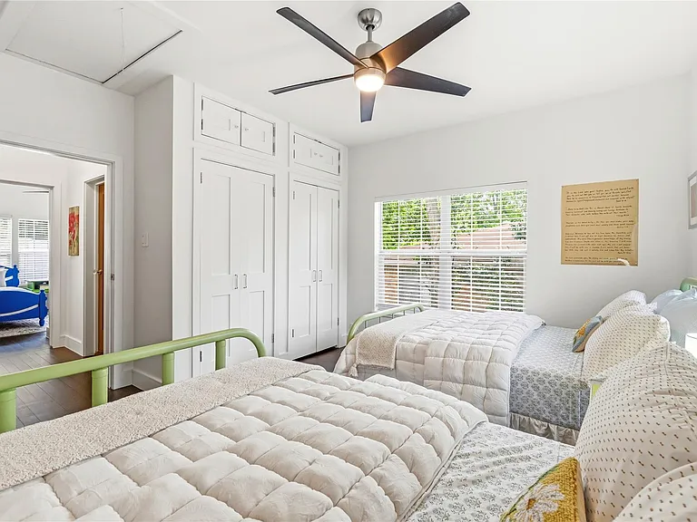 603 Crockett St — Photo 31
