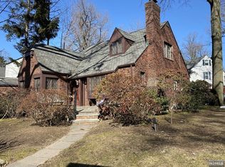 1112 Emerson Ave, Teaneck, NJ 07666