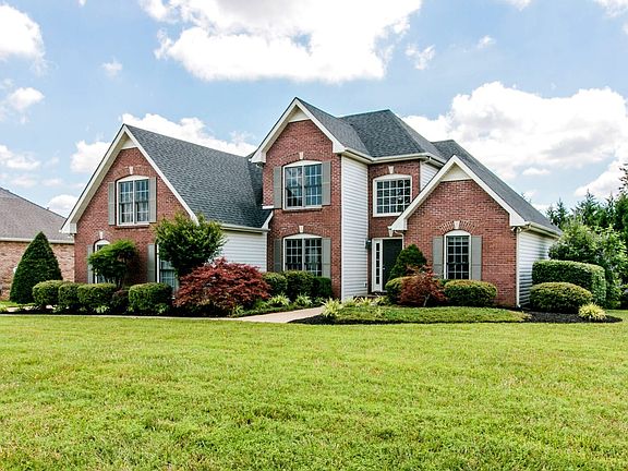 3rd image of 1217 Fieldcrest Ln