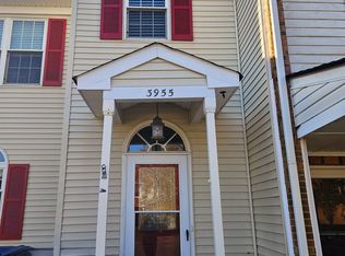 3955 Seeman Rd, Virginia Beach, VA 23452