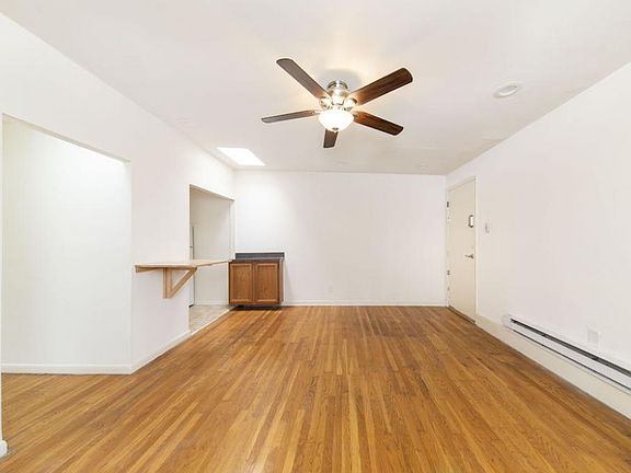 3rd image of 415-417 S 10th St #3R