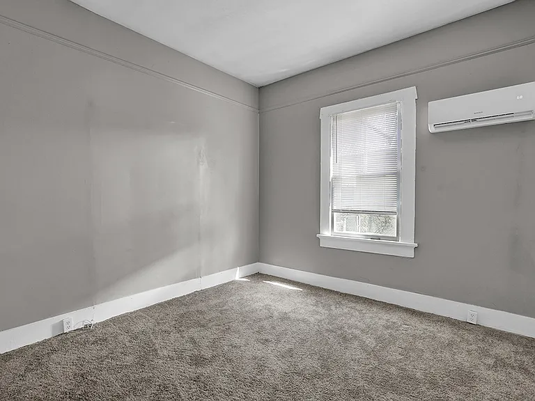 2221 Gurnee Ave — Photo 5