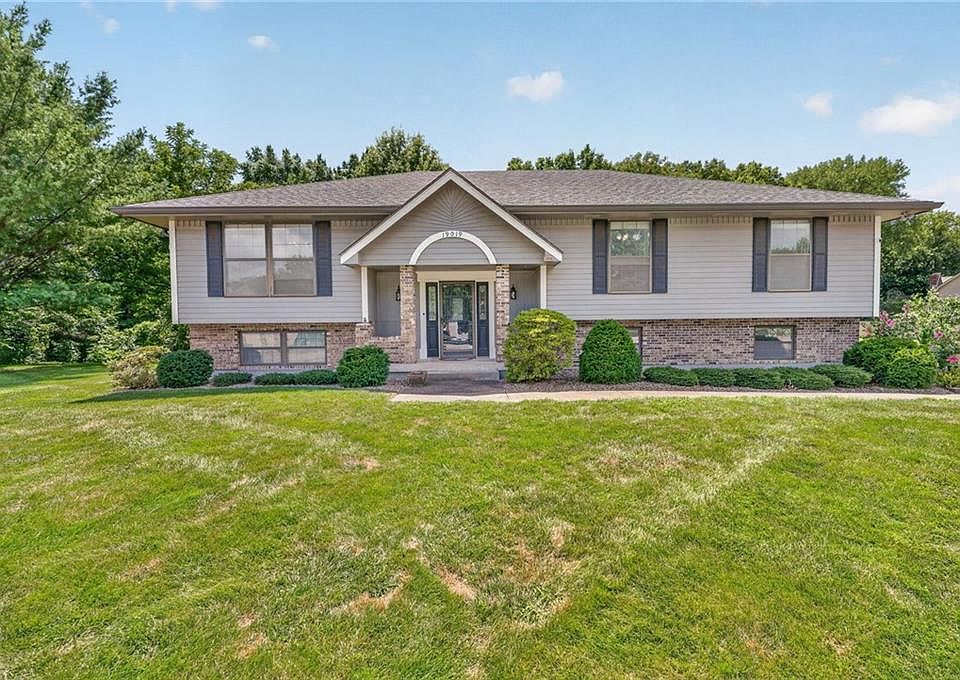 1st image of 19019 E Ringo Cir