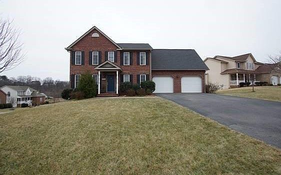 1st image of 2802 Chateau Ct