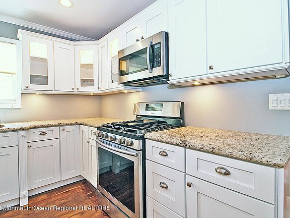 5th image of 47 La Dunette Drive