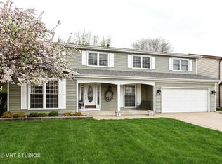 1170 Parker Ave, Downers Grove, IL 60516