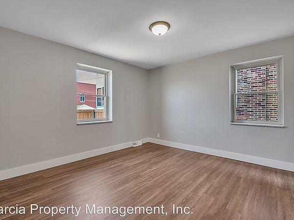 4th image of 3320 Lawn Ave