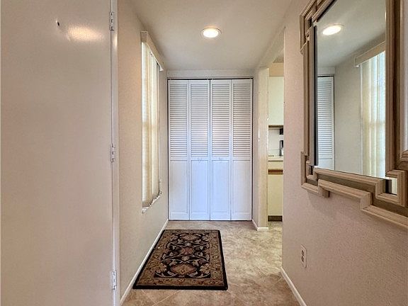 3rd image of 7 Plantation Dr APT 104