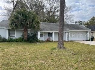 18 Wendlin Ln, Palm Coast, FL 32164