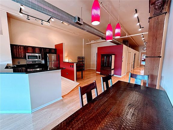 5th image of 200 Main St APT 209