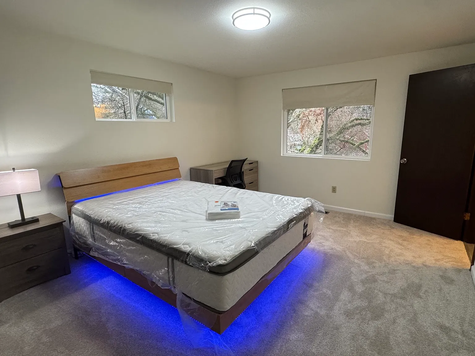 4 bed, 2600 sqft, $1,500 — Photo 1