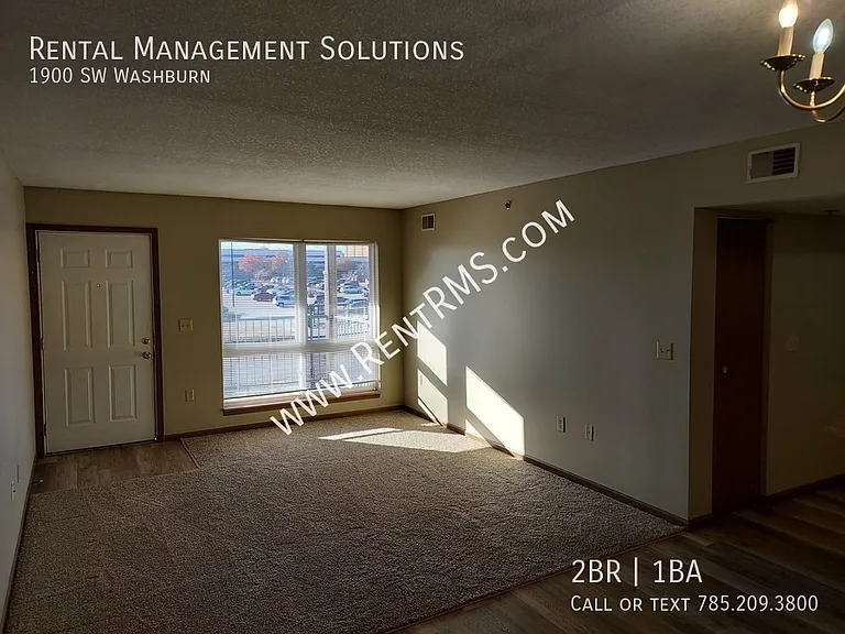 1900 SW Washburn Ave — Photo 6