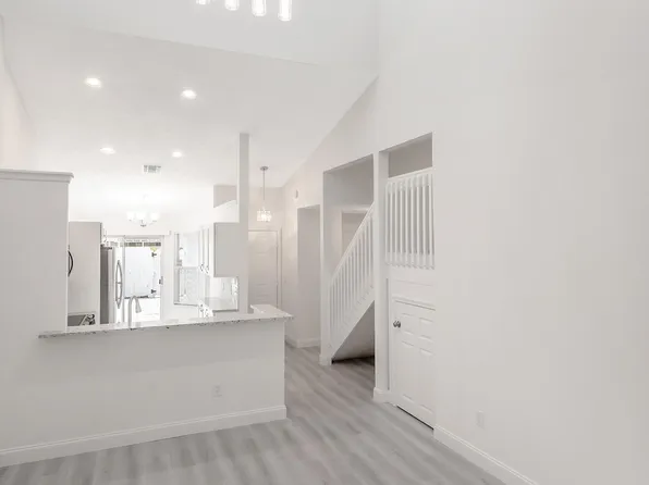 12698 Westhampton Circle, Wellington, FL 33414