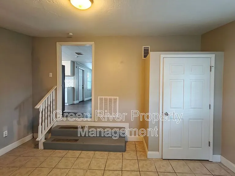 146 Phoenetia Dr — Photo 19