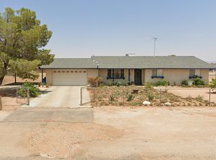 21410 Tussing Ranch Rd, Apple Valley, CA 92308