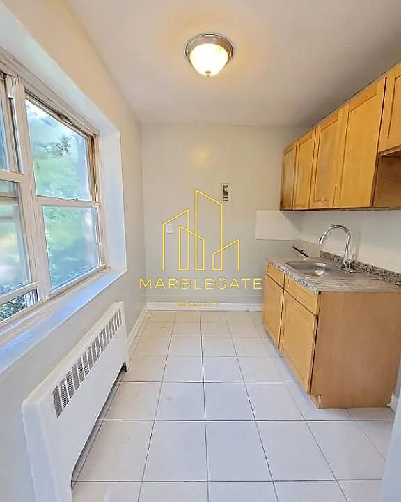 2nd image of 595-594 Elizabeth Ave #22A