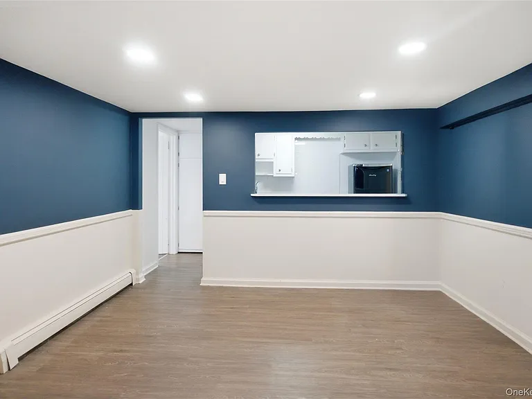 1641 Falmouth Ave — Photo 14