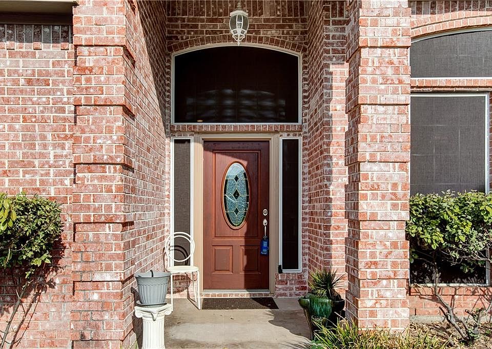1st image of 10148 W Dublin Dr