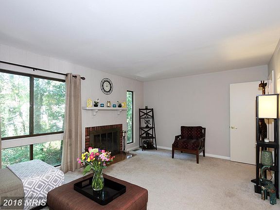 3rd image of 1204 Gemini Dr APT C