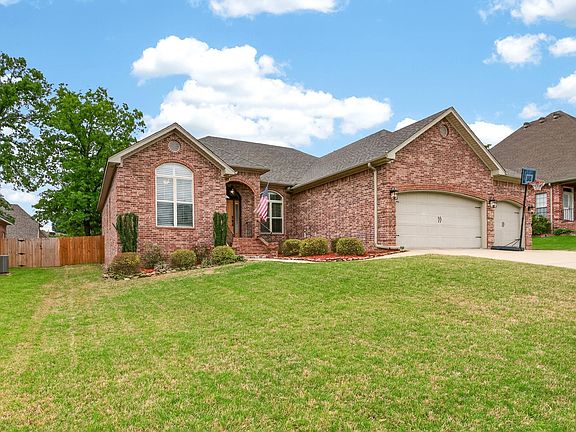 3rd image of 9717 Wild Mountain Dr