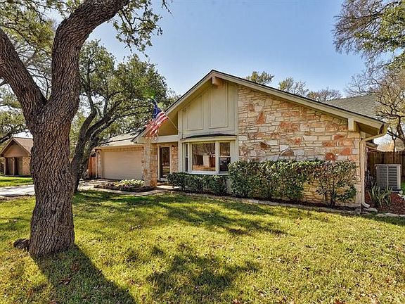 2nd image of 4808 Woodside Dr