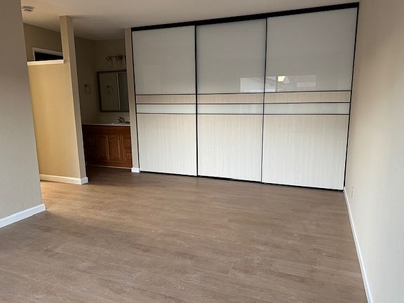 2nd image of 4920 Lowry Ct