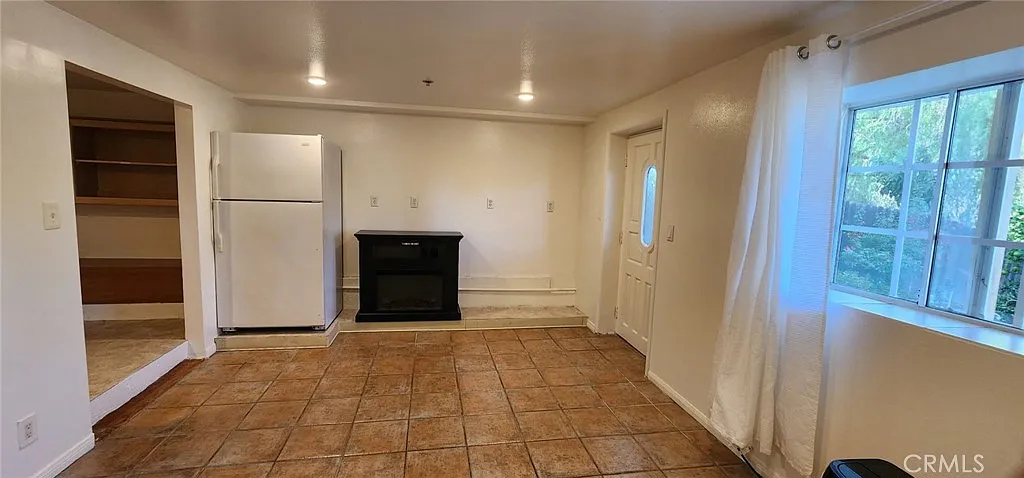 Studio, 600 sqft, $2,000 — Photo 4