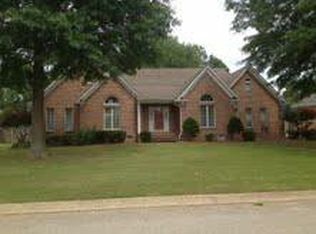 80 Raleigh Pl, Jackson, TN 38305