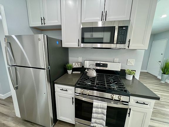 5th image of 535-545 Greenbrier Dr #545-10