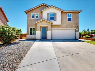 14211 Paddock Rd, Victorville, CA 92394