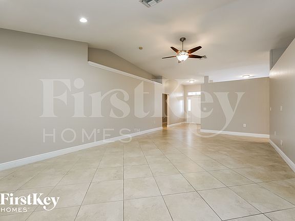 4th image of 514 Willard Ave