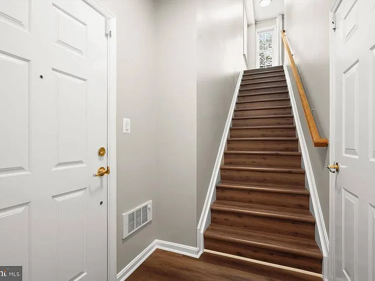 11214 Wortham Crest Cir — Photo 9