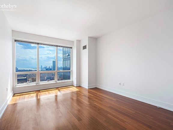 5th image of 350 W 42nd St APT 47F