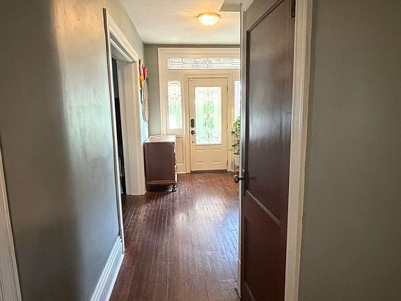 3rd image of 1401 Chelton Ave