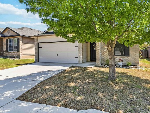 4th image of 906 Rustic Light