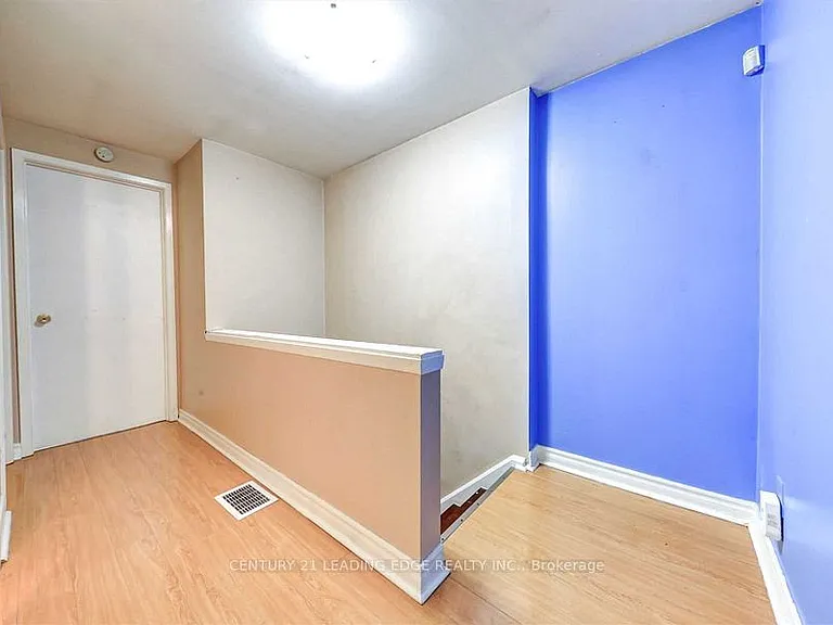 45 Burkwood Cres — Photo 18