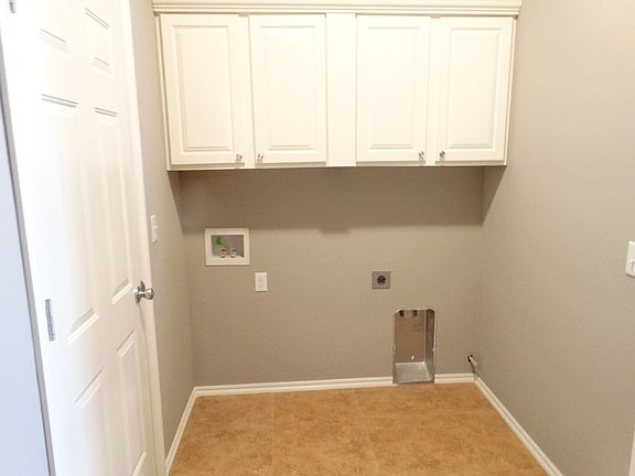 4th image of 853 Golden Pond Dr