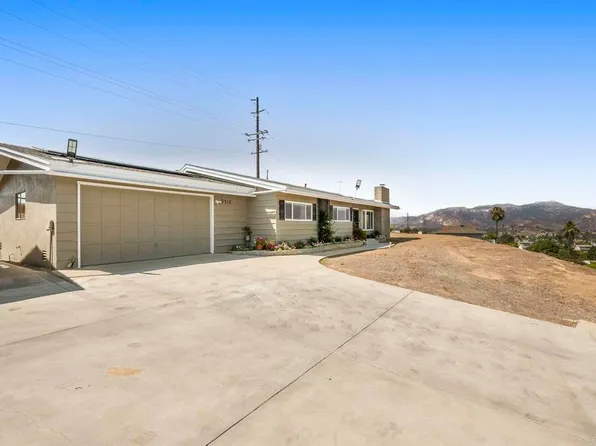 9318 Idyl Pl, Lakeside, CA 92040