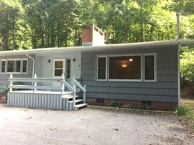 1st image of 12 Valley Villas Ln