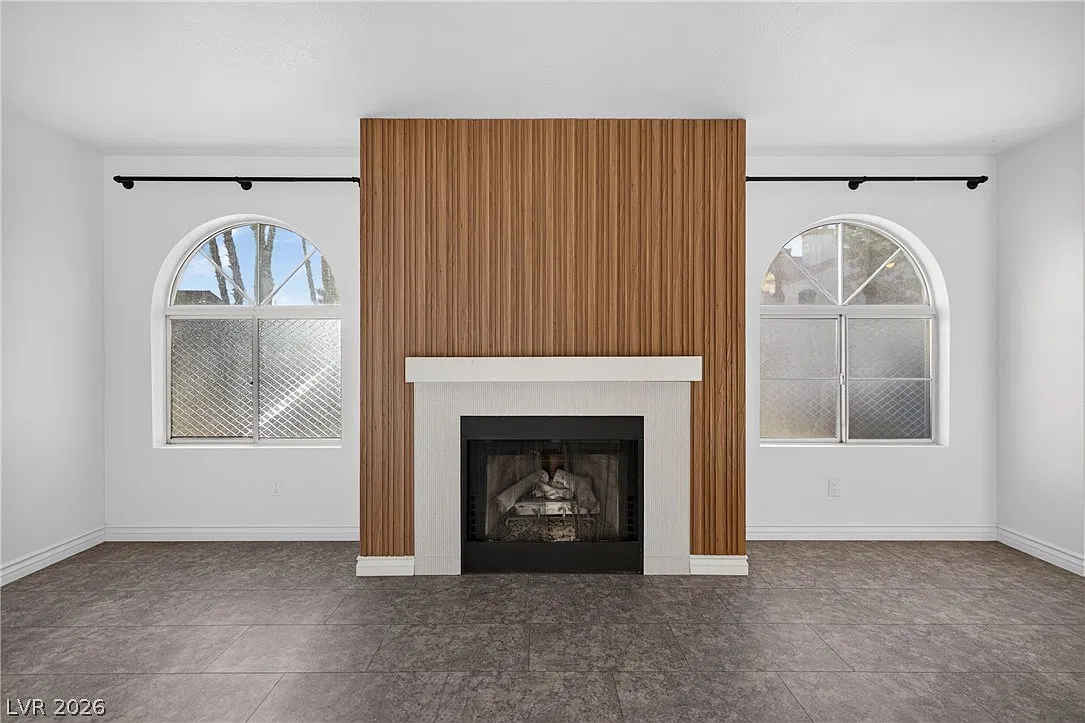 2 bed, 2.0 bath, 1023 sqft, $1,425 — Photo 3