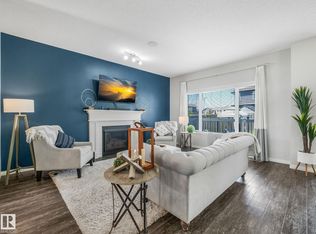 14 Sumac Ln, Strathcona County, AB T8H0Z5