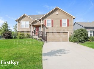 20564 W 124th Ter, Olathe, KS 66061
