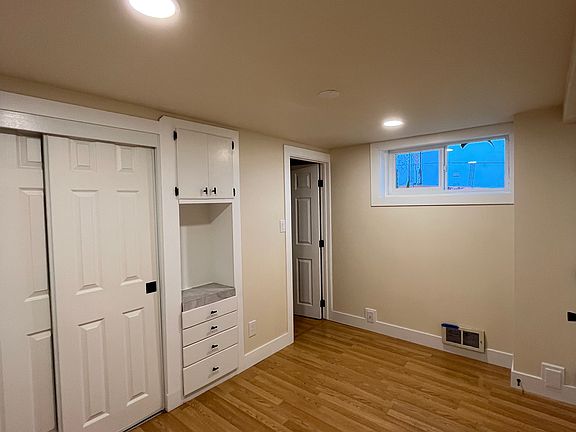 Main bedroom spacious and bright